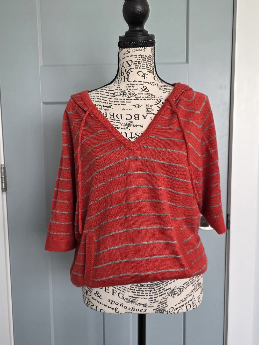 Mossimo Red Striped Hooded Sweater L V-Neck 3/4 Sleeve Indie Sleaze Retro Target